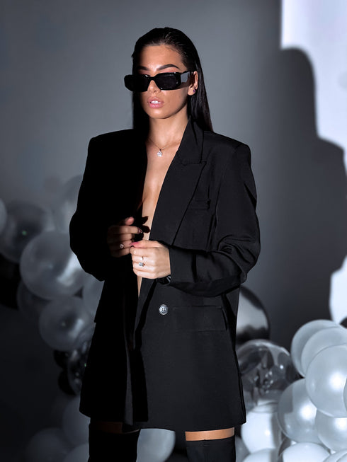 Oversize, klasikinis švarkas - MELNA PRE-ORDER